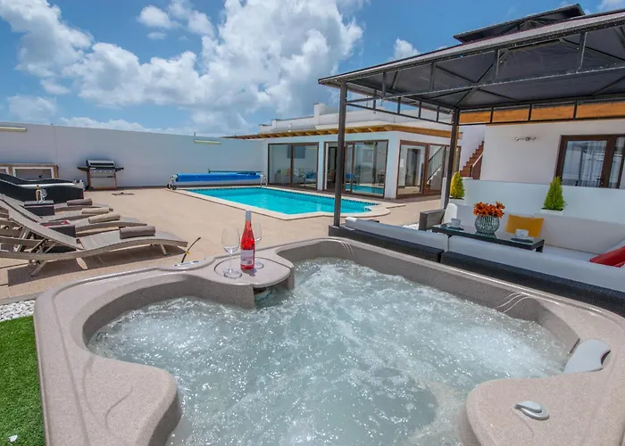 Bonilla Con Piscina Climatizada Y Jacuzzi Σπίτι διακοπών